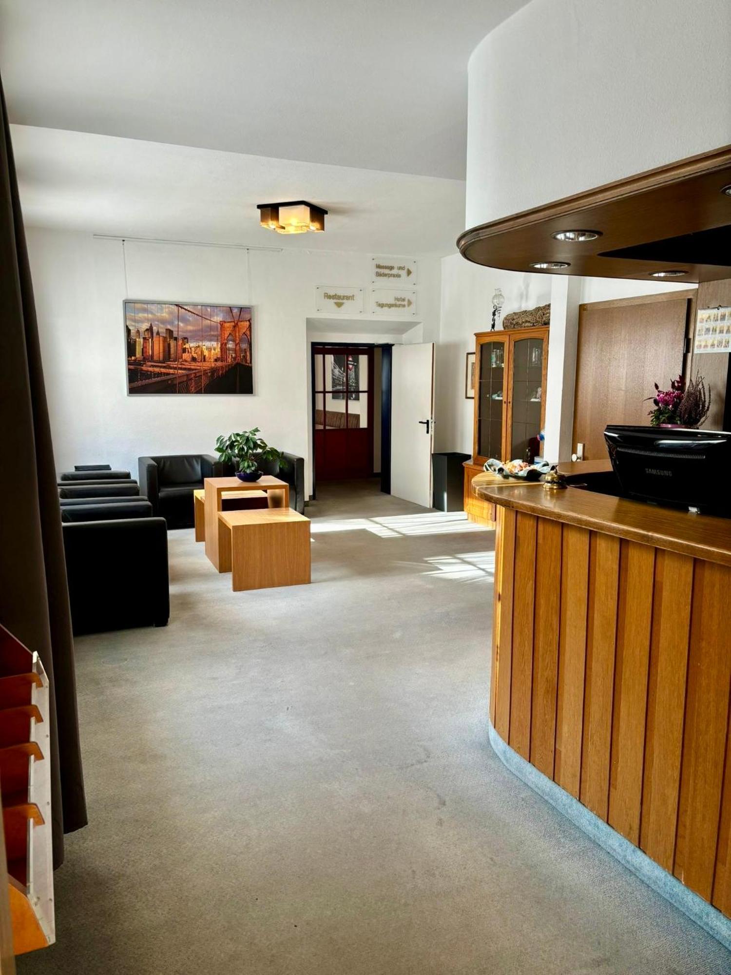 Adamidis Hotel Altenmedingen Buitenkant foto